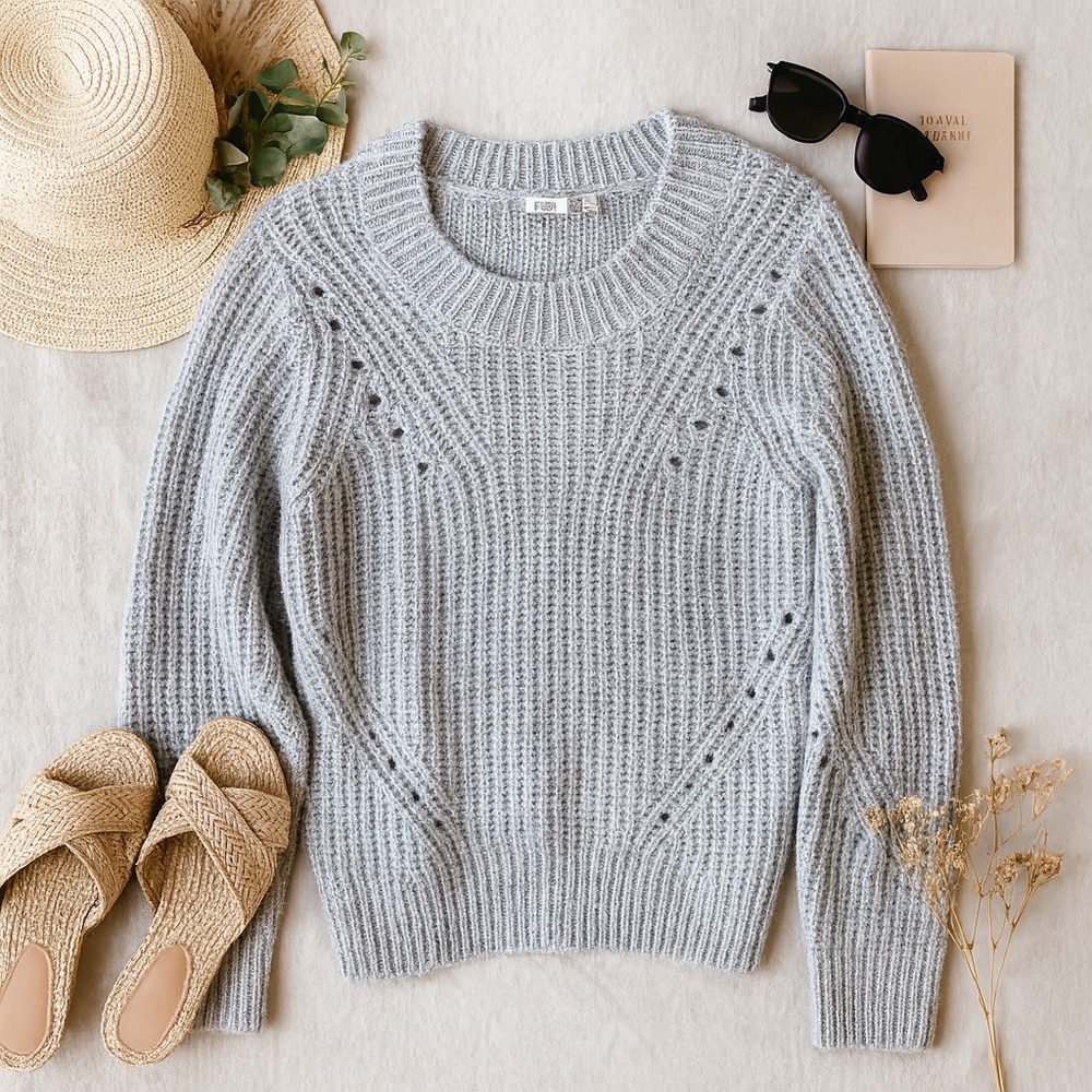 GAP Heather Gray Chunky Knit Sweater Size Small